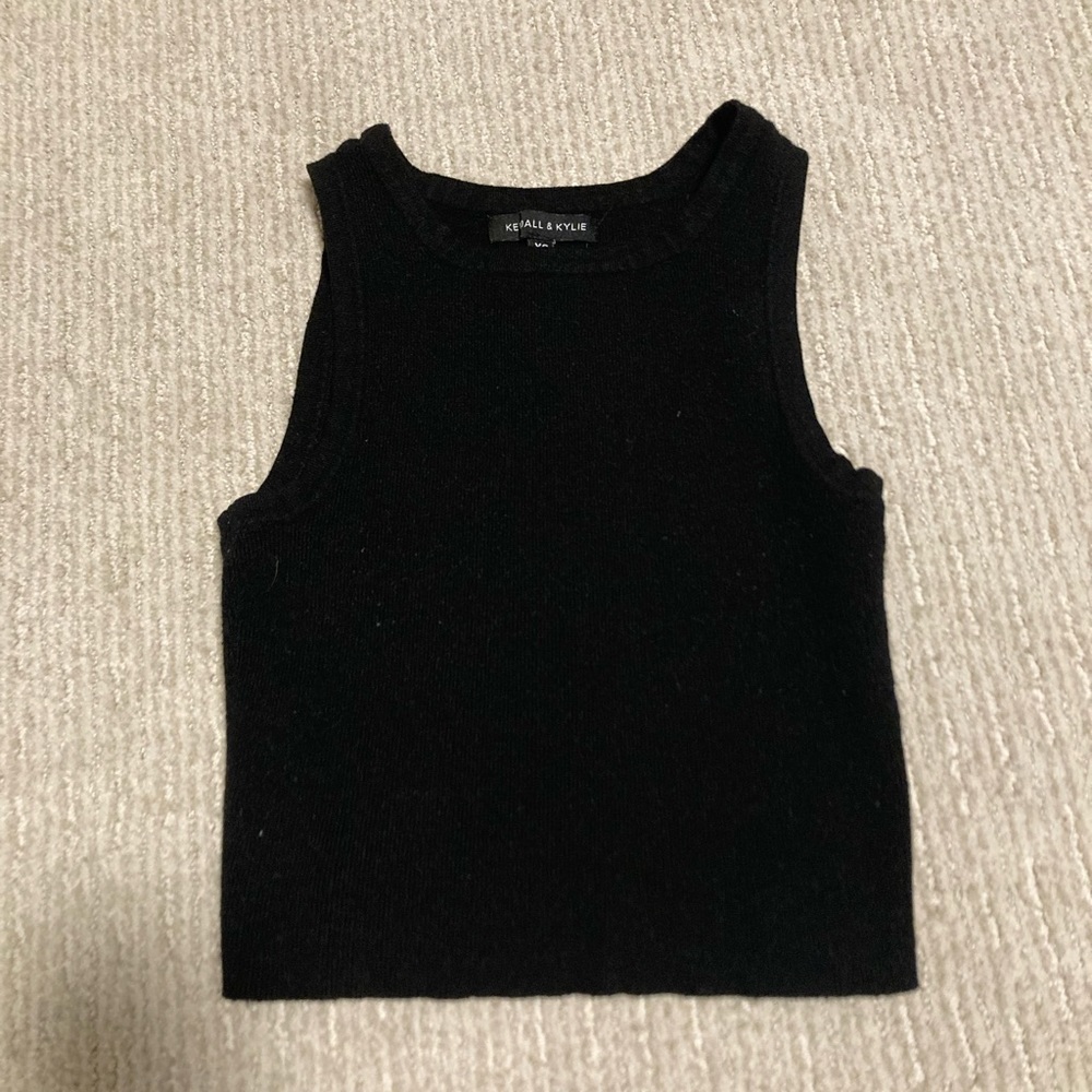 black tank